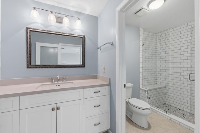 660 Deer Creek Edgewater Drive, Deerfield Beach, FL 33442