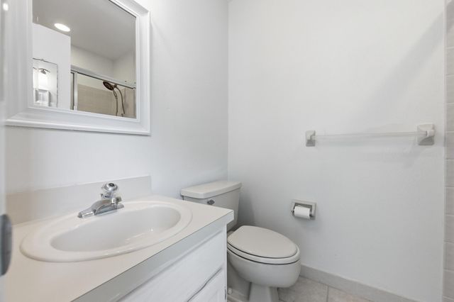 660 Deer Creek Edgewater Drive, Deerfield Beach, FL 33442
