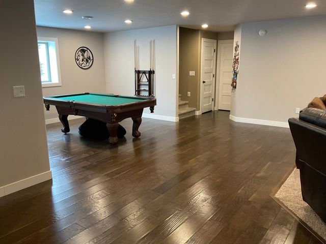 960 51st Avenue W, West Fargo, ND 58078