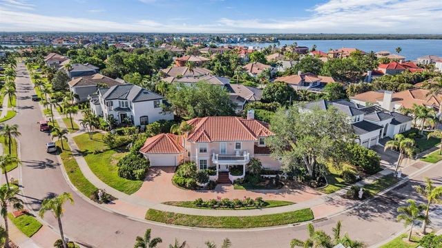 1422 JUMANA LOOP, Apollo Beach, FL 33572