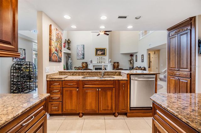 1422 JUMANA LOOP, Apollo Beach, FL 33572
