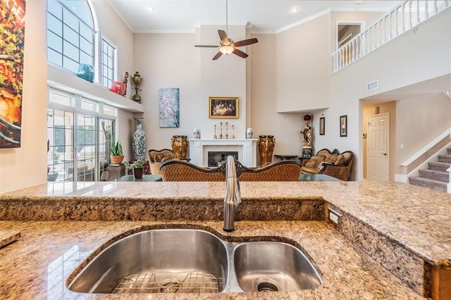1422 JUMANA LOOP, Apollo Beach, FL 33572