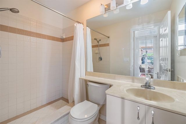 1422 JUMANA LOOP, Apollo Beach, FL 33572