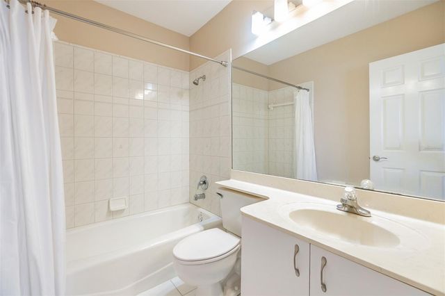 1422 JUMANA LOOP, Apollo Beach, FL 33572