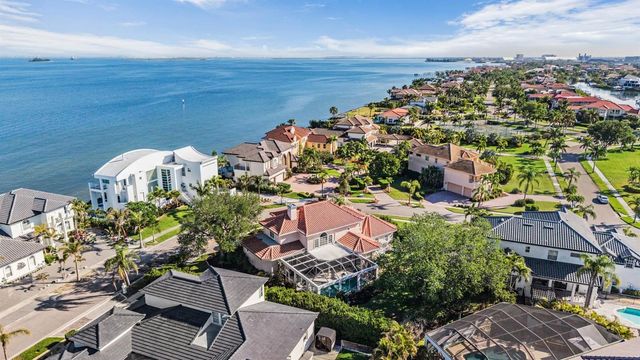 1422 JUMANA LOOP, Apollo Beach, FL 33572