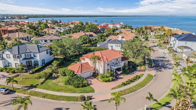 1422 JUMANA LOOP, Apollo Beach, FL 33572