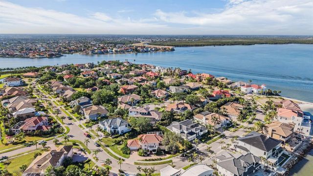 1422 JUMANA LOOP, Apollo Beach, FL 33572