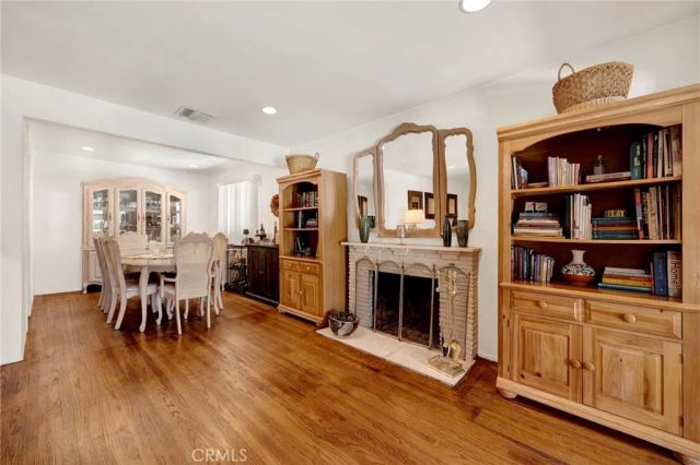 13758 Runnymede Street, Van Nuys, CA 91405