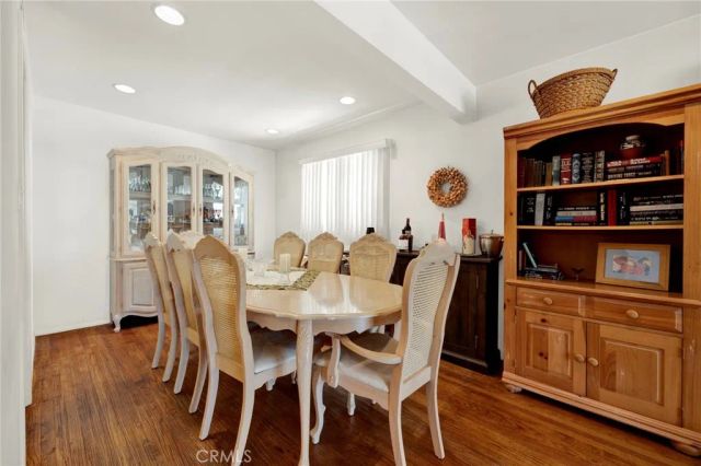 13758 Runnymede Street, Van Nuys, CA 91405