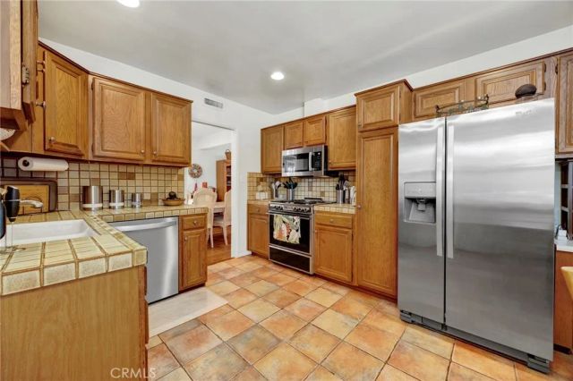 13758 Runnymede Street, Van Nuys, CA 91405