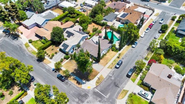 13758 Runnymede Street, Van Nuys, CA 91405