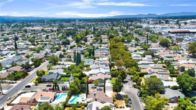 13758 Runnymede Street, Van Nuys, CA 91405