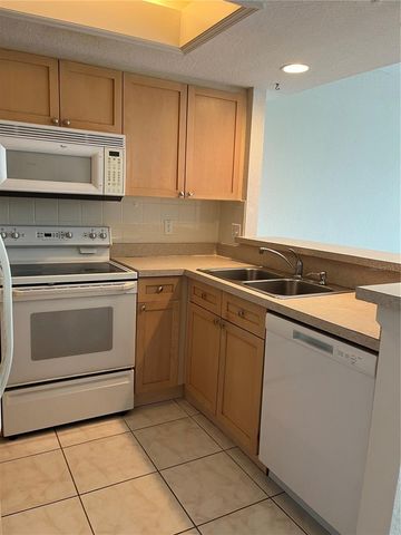 116 BRENT CIRCLE, Oldsmar, FL 34677