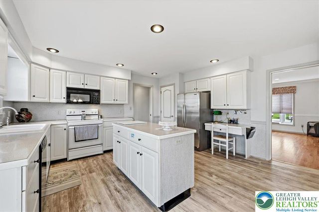491 Magnolia Lane, Lower Nazareth Twp, PA 18064