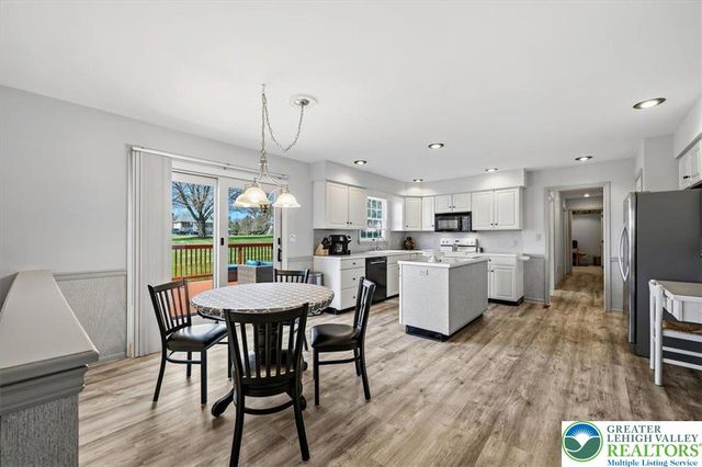 491 Magnolia Lane, Lower Nazareth Twp, PA 18064