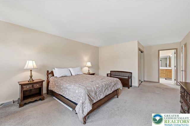 491 Magnolia Lane, Lower Nazareth Twp, PA 18064