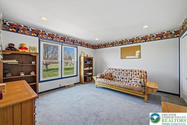491 Magnolia Lane, Lower Nazareth Twp, PA 18064