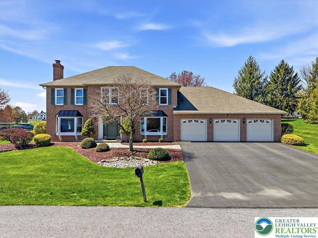 491 Magnolia Lane, Lower Nazareth Twp, PA 18064