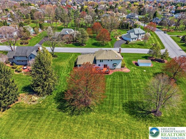 491 Magnolia Lane, Lower Nazareth Twp, PA 18064