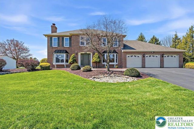 491 Magnolia Lane, Lower Nazareth Twp, PA 18064