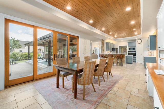 416 Shadywood Lane, Dripping Springs, TX 78620