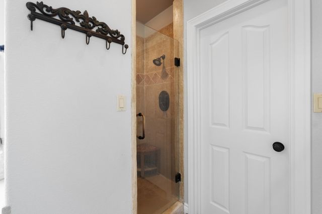 416 Shadywood Lane, Dripping Springs, TX 78620