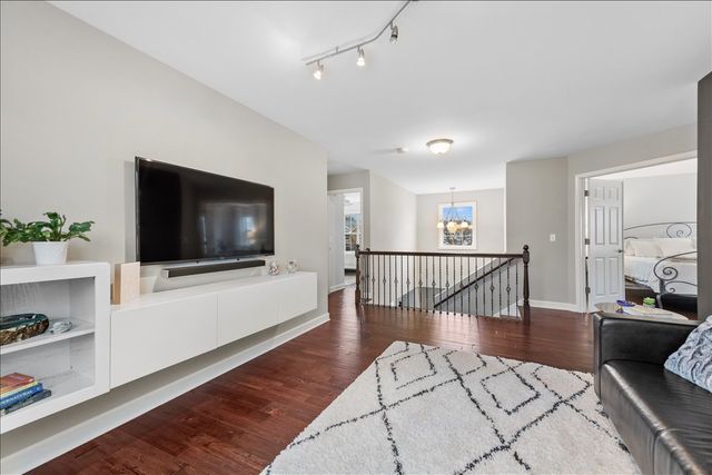 115 Ashton Lane, Crystal Lake, IL 60014