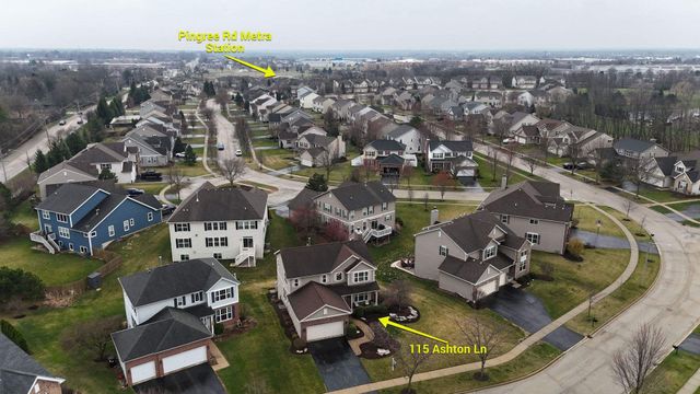 115 Ashton Lane, Crystal Lake, IL 60014