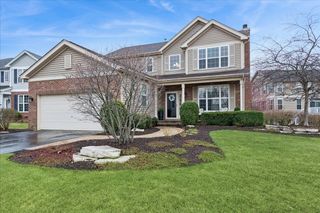 115 Ashton Lane, Crystal Lake, IL 60014