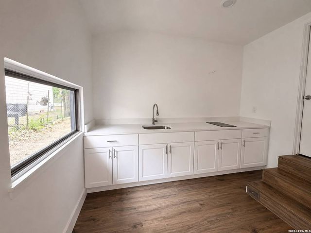 2130 VIRGINIA BLVD, San Antonio, TX 78203