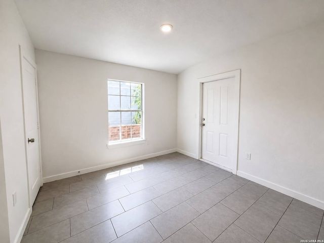 2130 VIRGINIA BLVD, San Antonio, TX 78203