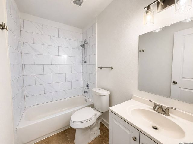 2130 VIRGINIA BLVD, San Antonio, TX 78203