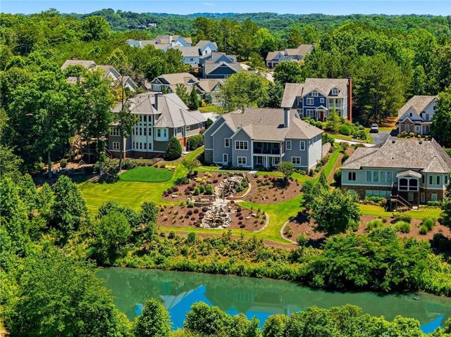 118 Stonehaven Drive, Dawsonville, GA 30534