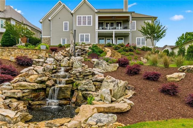 118 Stonehaven Drive, Dawsonville, GA 30534
