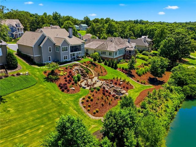118 Stonehaven Drive, Dawsonville, GA 30534