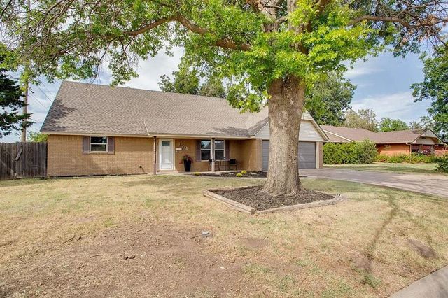 2324 Seminole Street, Enid, OK 73703