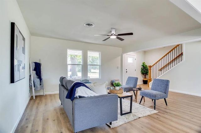 2324 Seminole Street, Enid, OK 73703