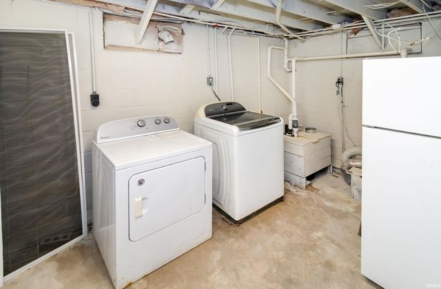 2120 Harding Avenue, Evansville, IN 47711