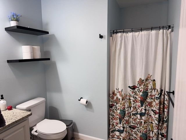 30 E Bluff Rd 30, Ashland, MA 01721