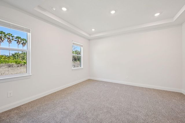 5633 Hampton Park Circle, Vero Beach, FL 32966