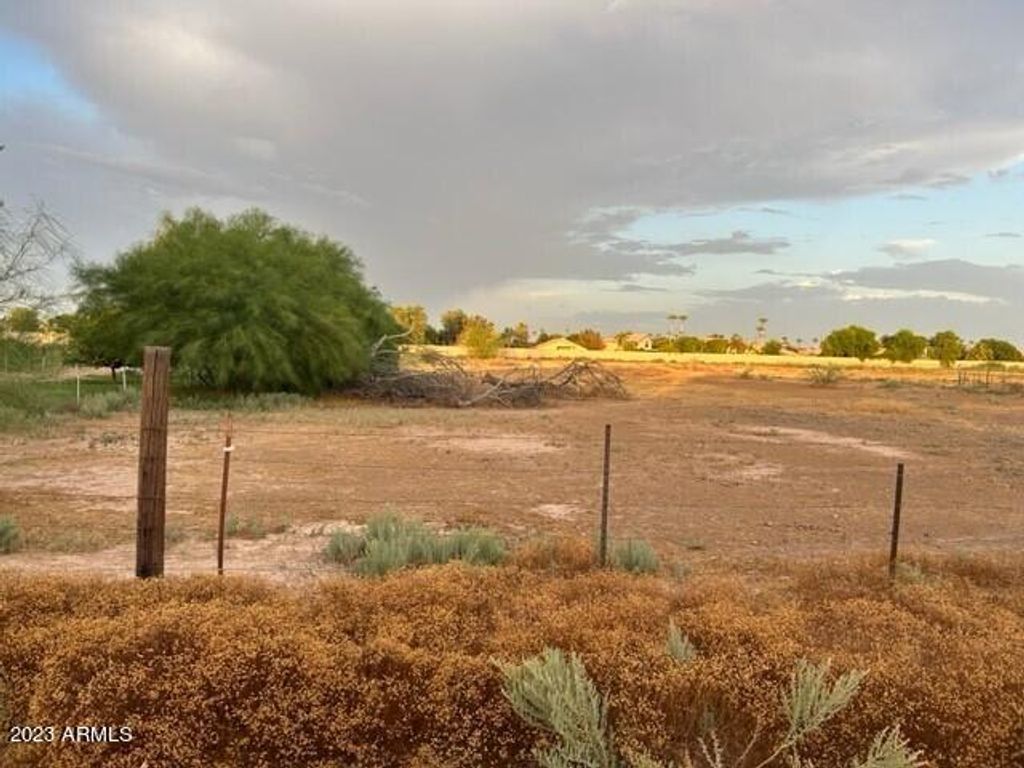 1981 S TUMBLEWEED Lane 4, Chandler, AZ 85286 — photo 2