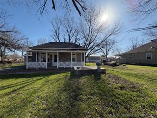 417 S 4th Street, Morris, OK 74445