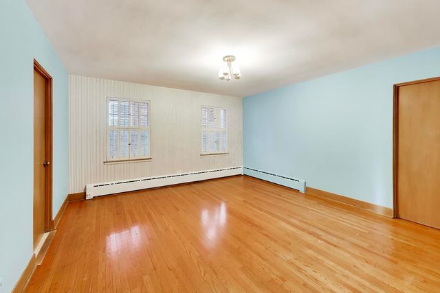 545 Thatcher Avenue, River Forest, IL 60305