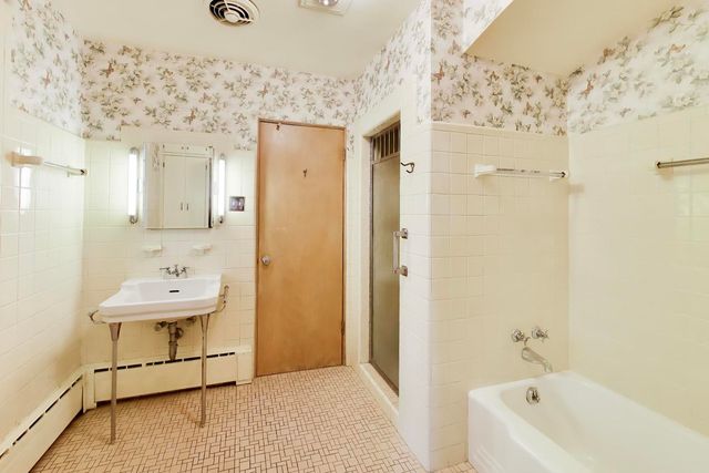 545 Thatcher Avenue, River Forest, IL 60305