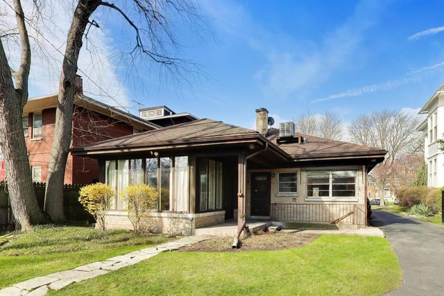 545 Thatcher Avenue, River Forest, IL 60305