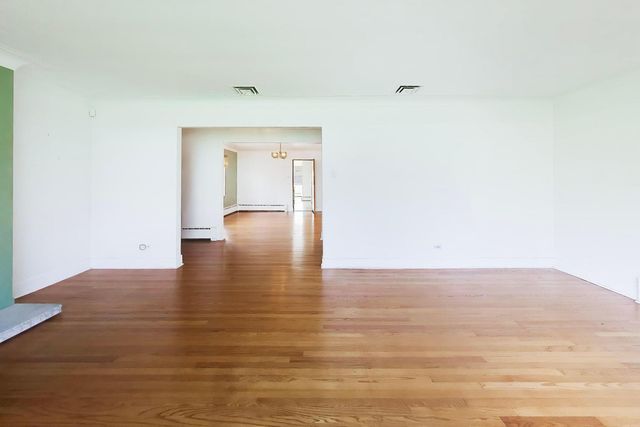 545 Thatcher Avenue, River Forest, IL 60305