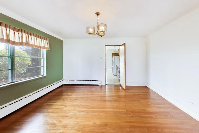 545 Thatcher Avenue, River Forest, IL 60305