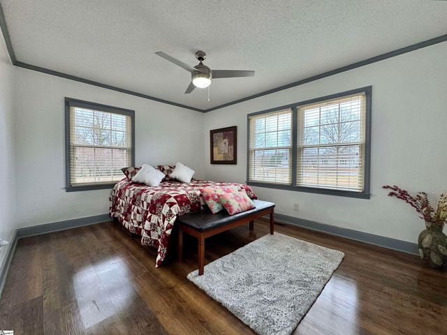 1113 Fox Squirrel Ridge Road, Pickens, SC 29671