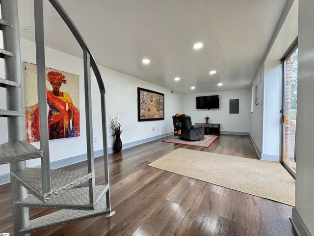 1113 Fox Squirrel Ridge Road, Pickens, SC 29671