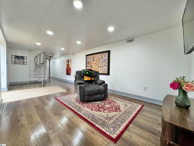 1113 Fox Squirrel Ridge Road, Pickens, SC 29671